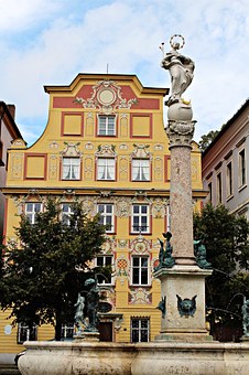 18869