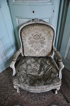 168858