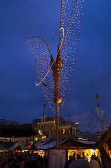 131826