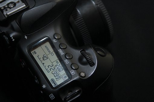 63841