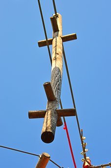 343958