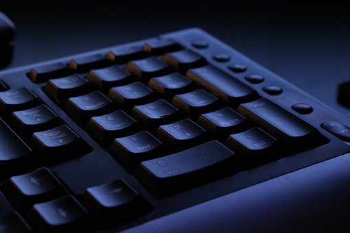 158985