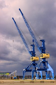 285242