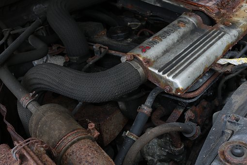 332044