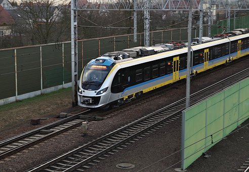 345787