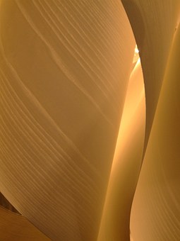 118030