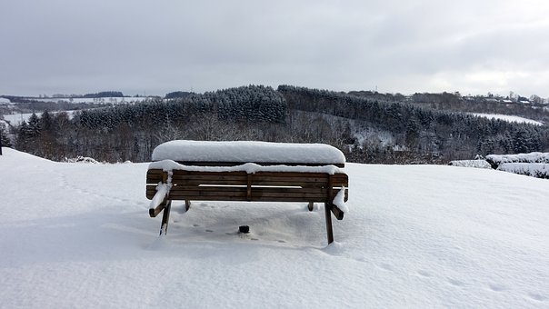 270129