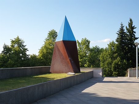 48268