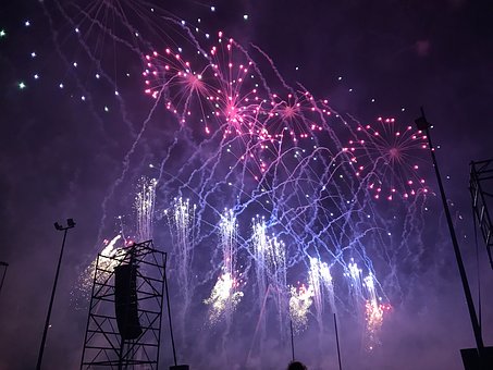 268310