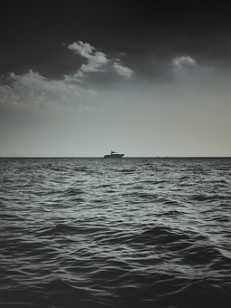 257932