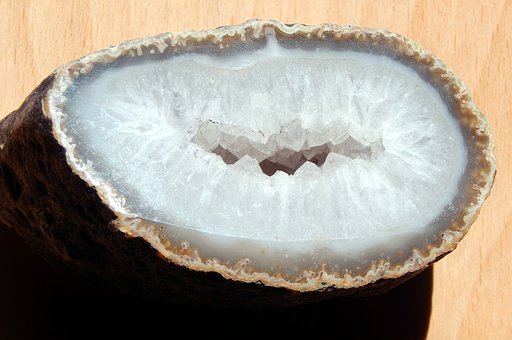 7918