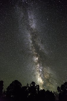 64747