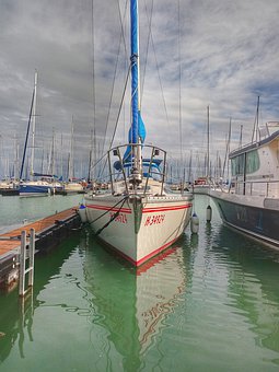 272250