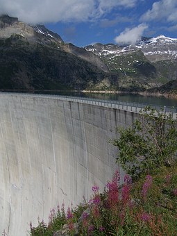 114573