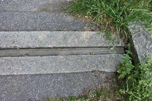 49094