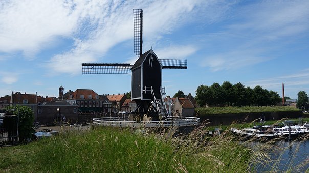 268313