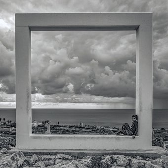 116100