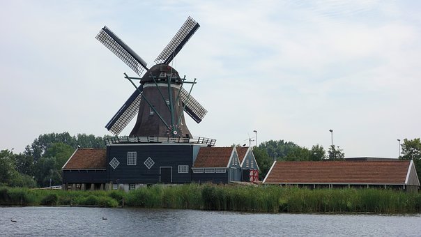 141599