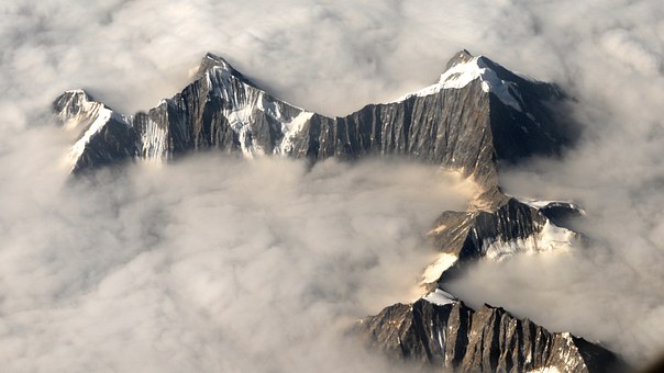 100977