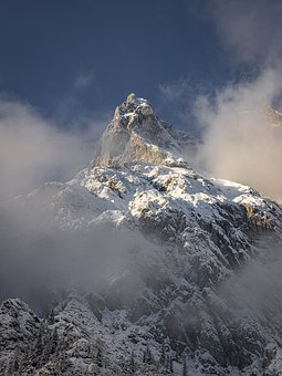 83339