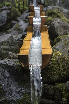 70518