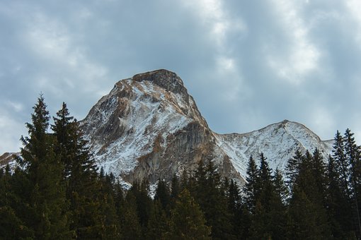 223963