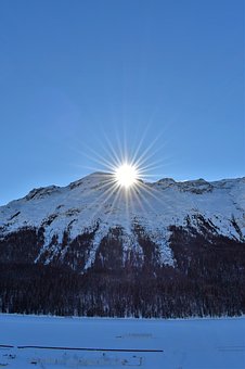 347215