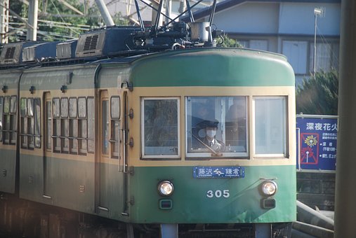 344601
