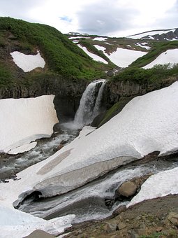 168454