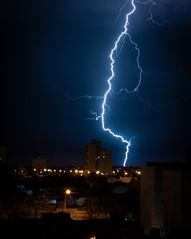 231351