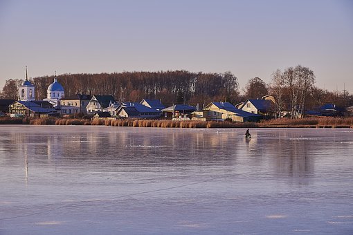 274016
