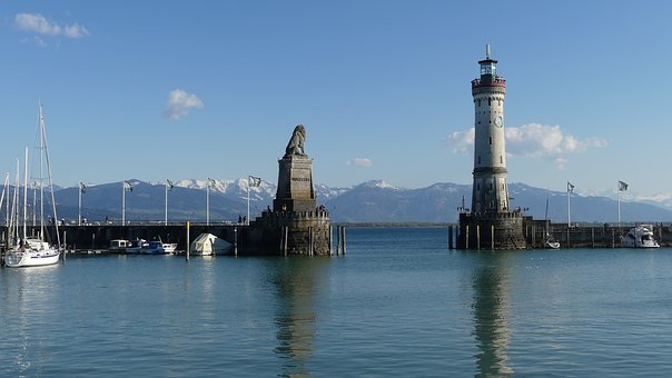 335597