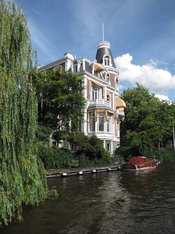 200560