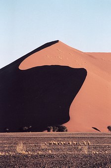 323771