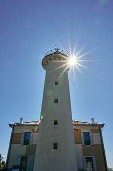 172052