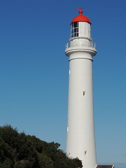 167137