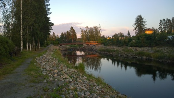 315093
