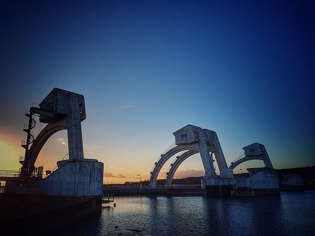 260434